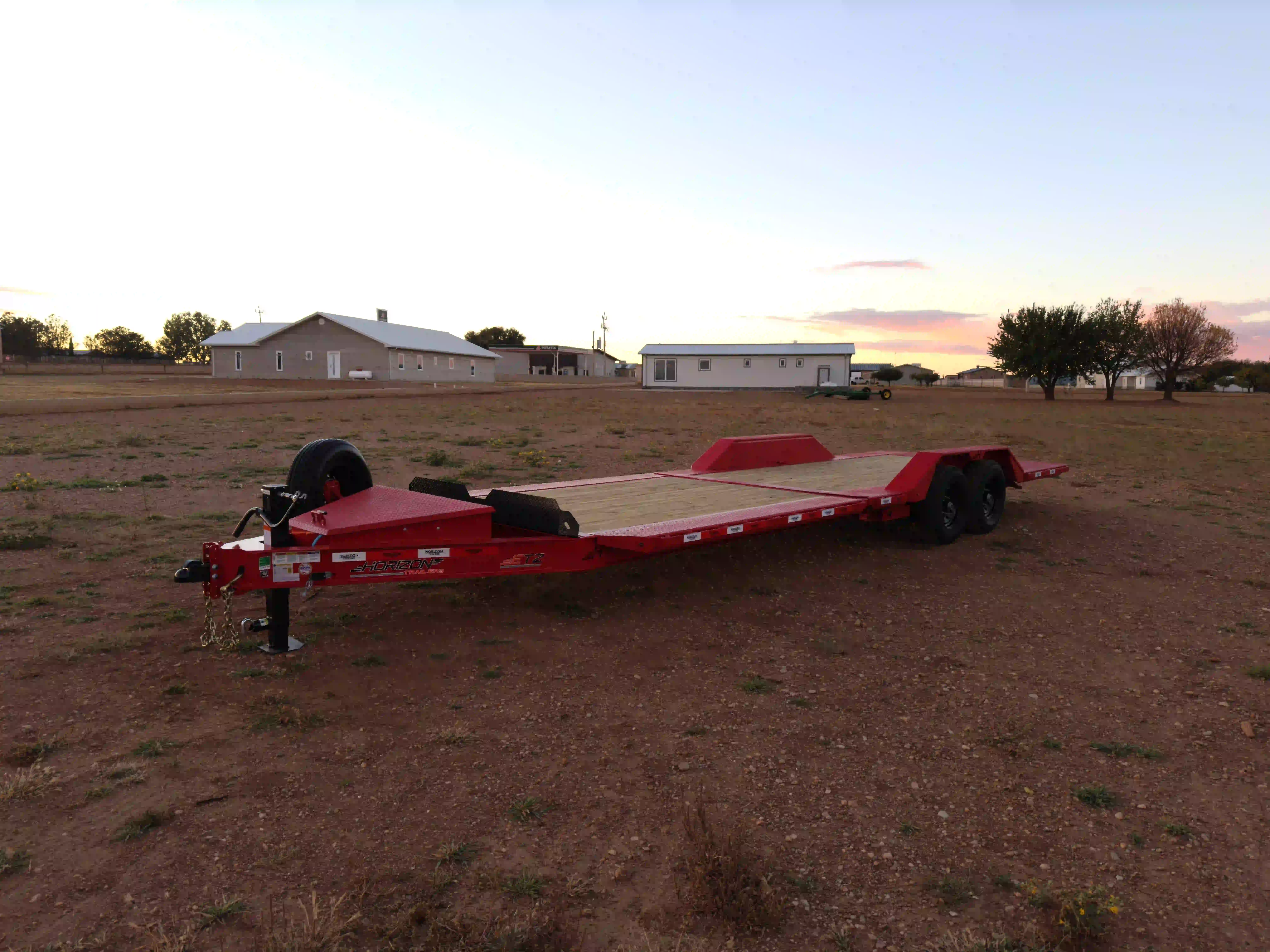 horizon trailers img